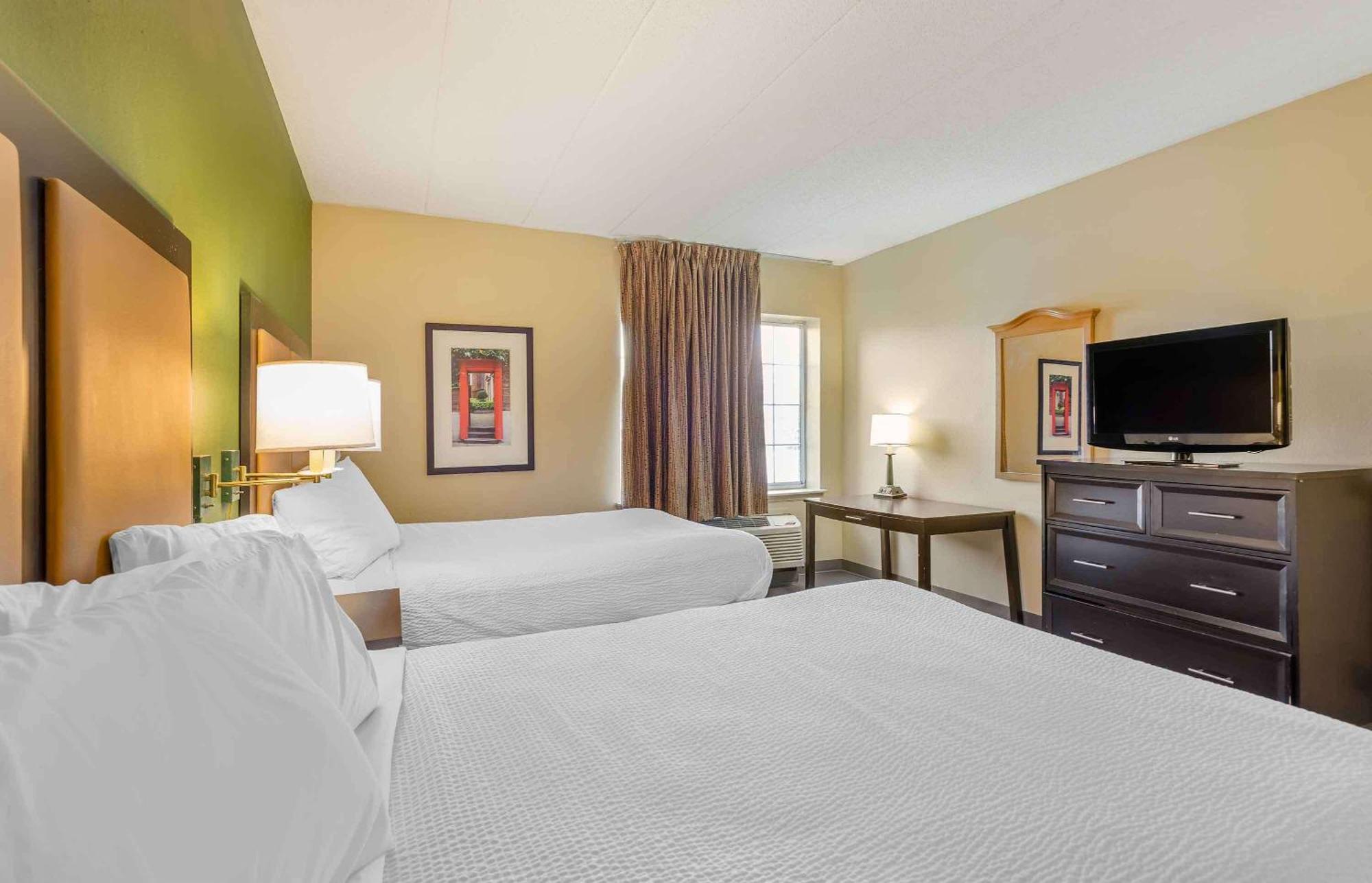 Extended Stay America Select Suites - Chicago - Lombard - Oakbrook Oakbrook Terrace Buitenkant foto