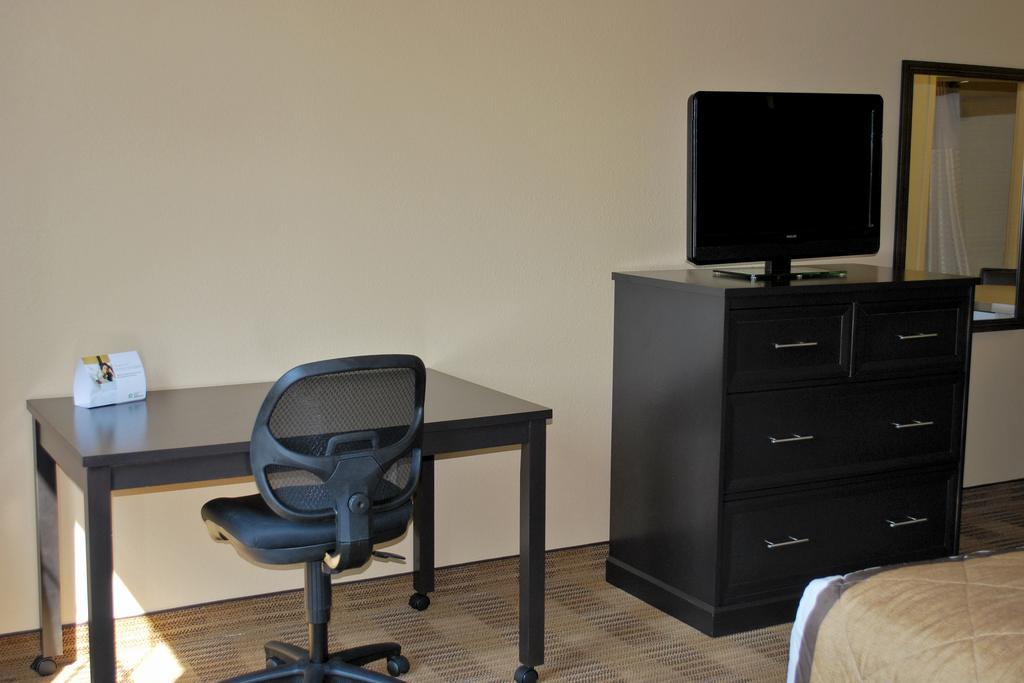 Extended Stay America Select Suites - Chicago - Lombard - Oakbrook Oakbrook Terrace Buitenkant foto
