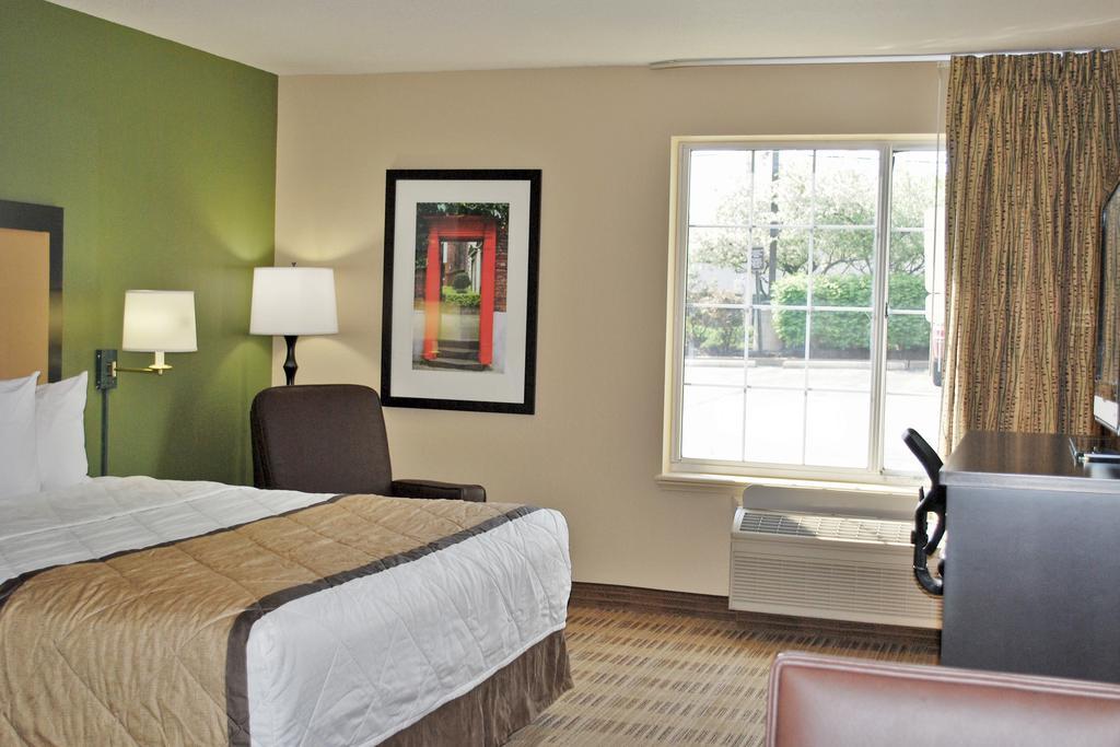 Extended Stay America Select Suites - Chicago - Lombard - Oakbrook Oakbrook Terrace Buitenkant foto
