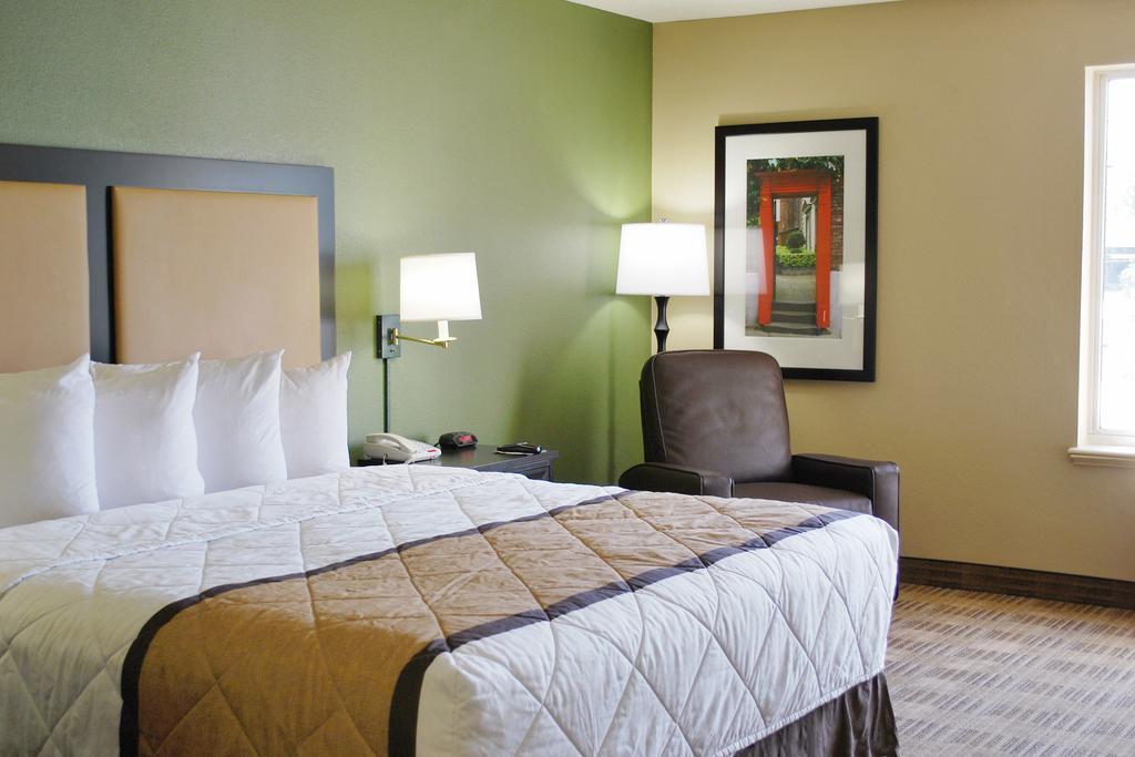 Extended Stay America Select Suites - Chicago - Lombard - Oakbrook Oakbrook Terrace Buitenkant foto