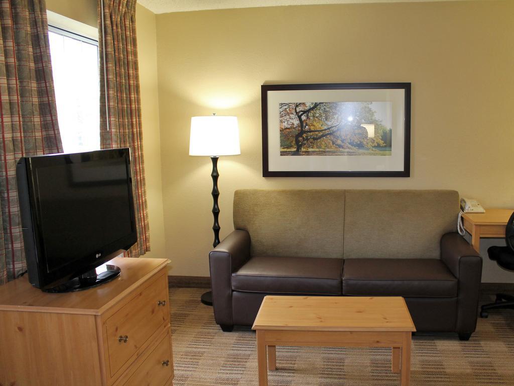 Extended Stay America Select Suites - Chicago - Lombard - Oakbrook Oakbrook Terrace Buitenkant foto